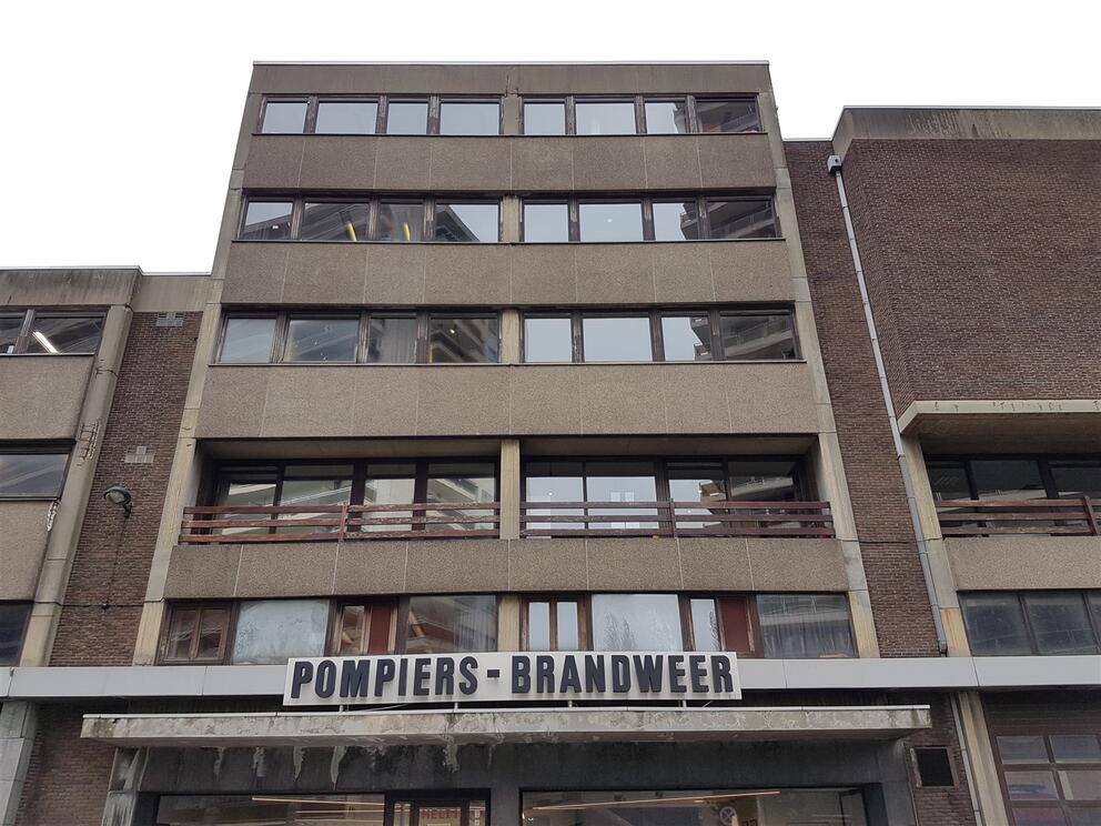 The façade with the fire station’s main entrance, Avenue de l’Héliport. © sau-msi.brussels (P.Sa.)